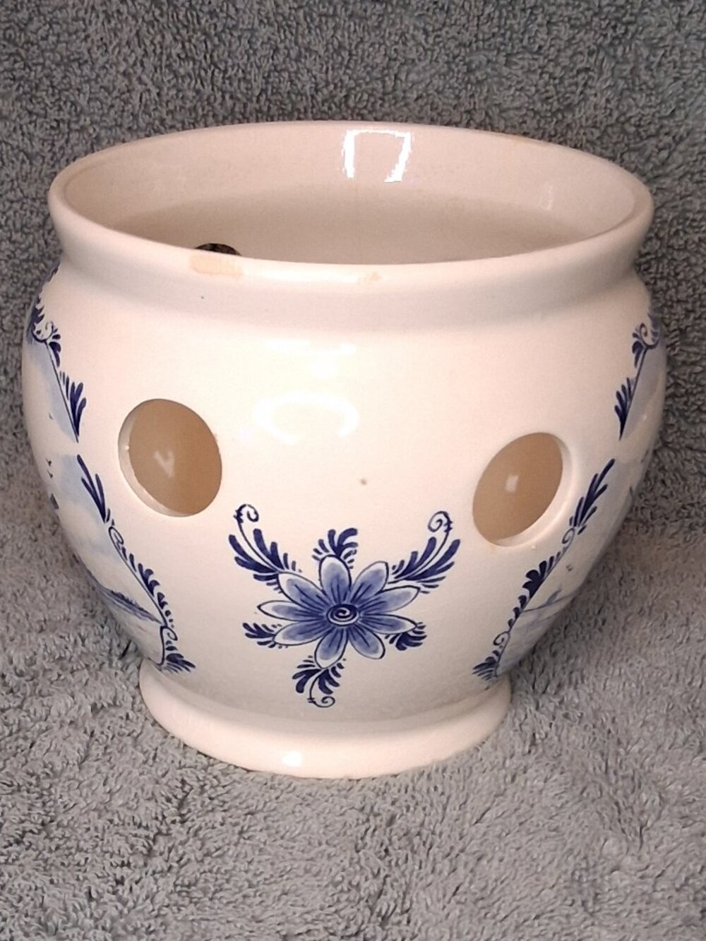 Vt'g Delft Blue Ceramic Bulb Pot Planter | Holland Windmill Sailboat | Breck's - Picture 4 of 16